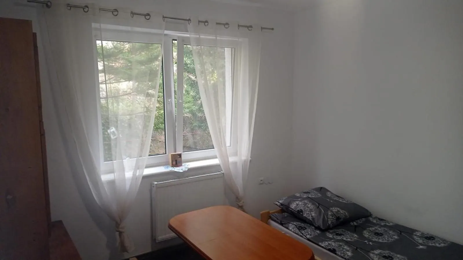 Gdansk Tanie Noclegi Pokoj Nr 2 1-3 Osobowy Z Lazienka Na Korytarzu Apartament